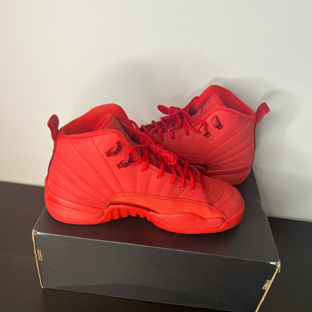 Jordan 12 ‘s